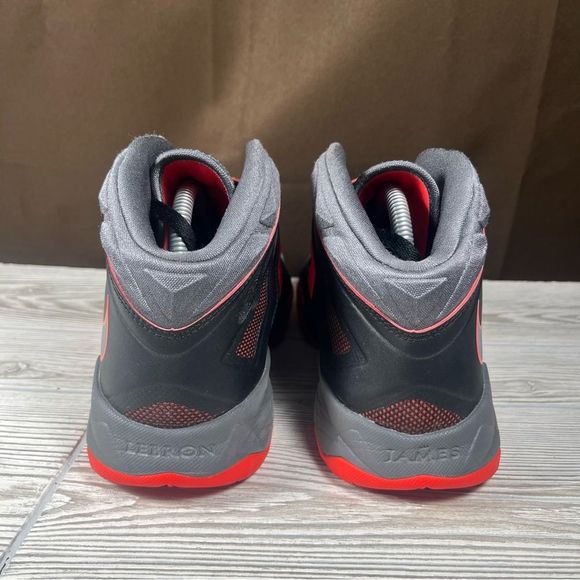 Nike Lebron Zoom Soldier VII 7 Mens Black Red Basketball Shoes Size 9 - Picture 4 of 9
